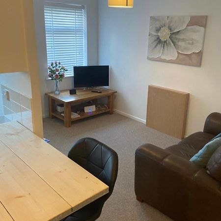 One Bedroom Ground Floor Flat Central Chichester Dış mekan fotoğraf